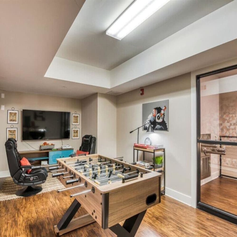 Lively Indigo Run Image 6