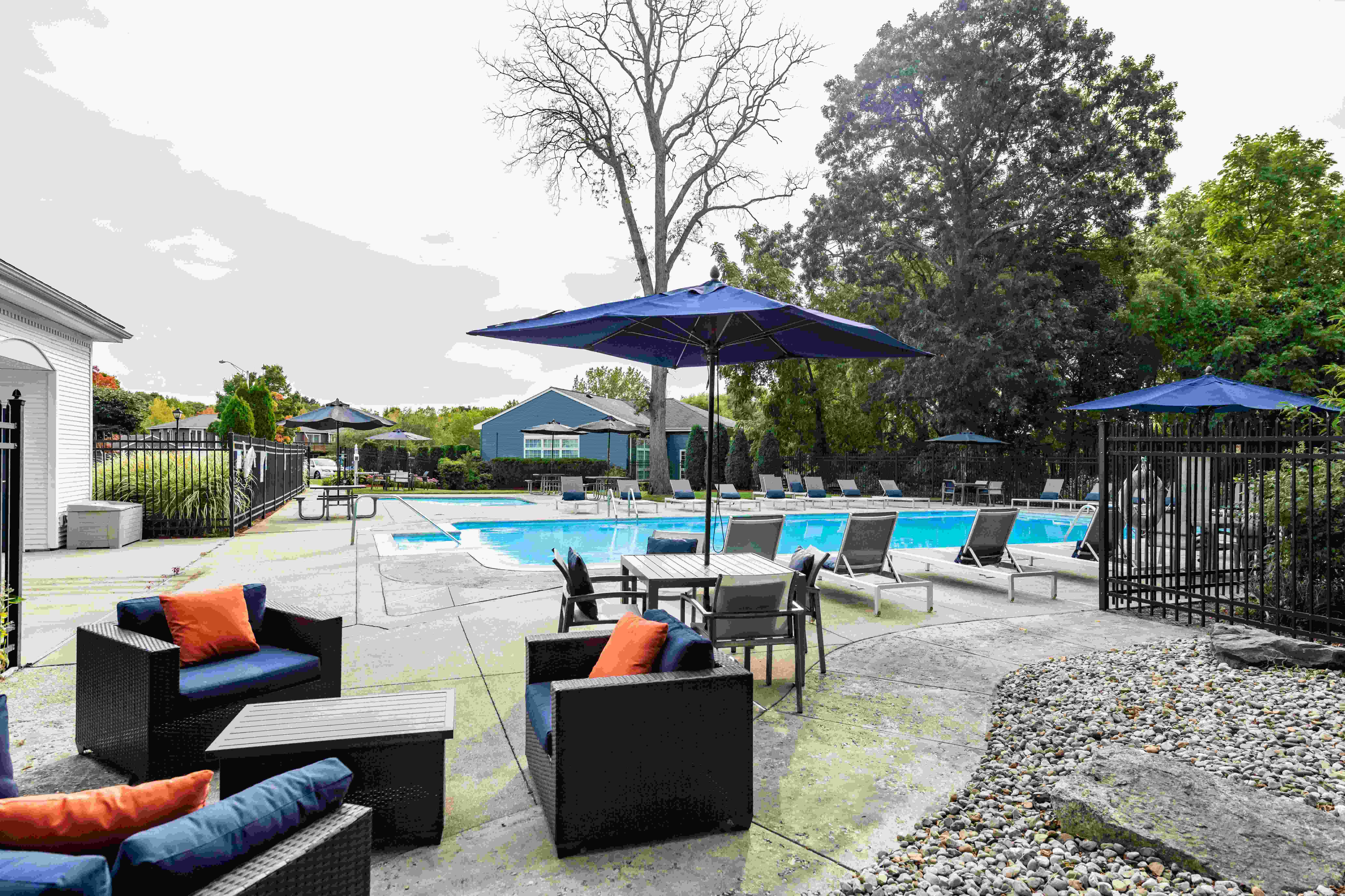 Winchester Park and Woods Image 32