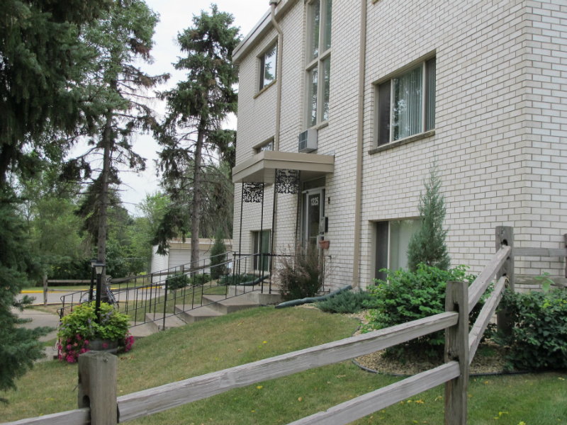 LaBlanche Apartments Image 4