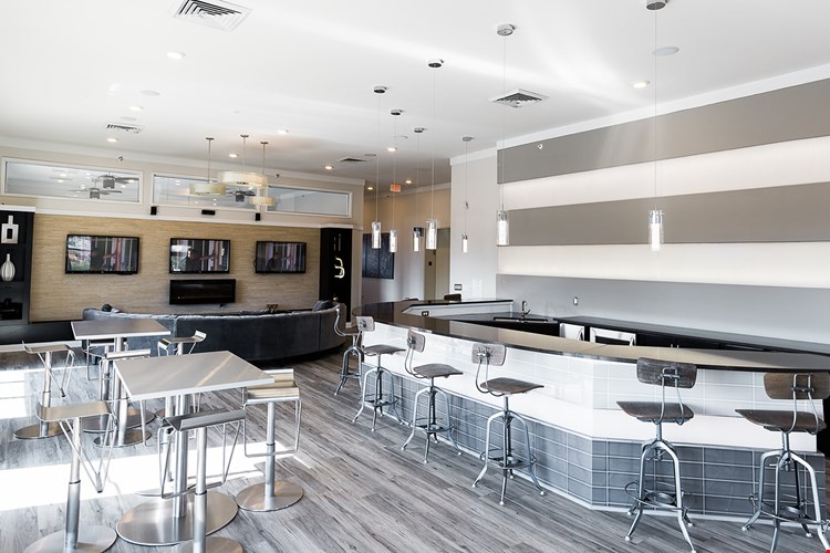 Eleven North Image 13