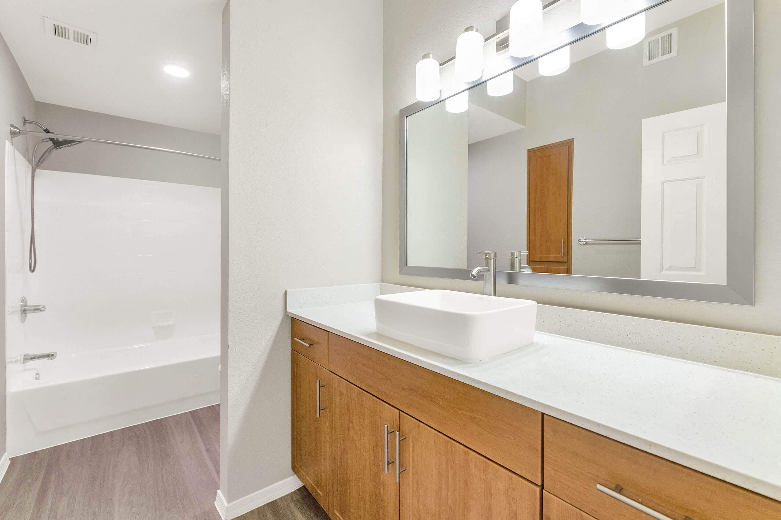 Townhomes at Biltmore Image 16