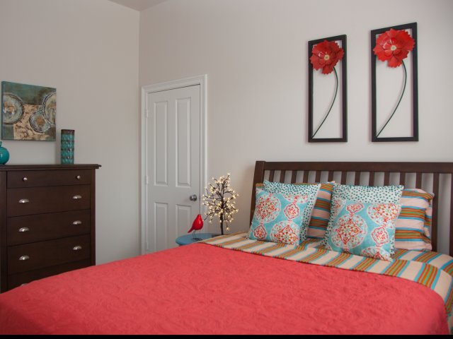 River Garden on Felicity Image 11