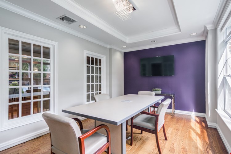 Stamford Corners Image 10