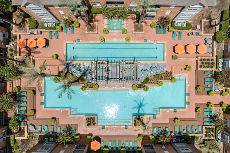 Marquis on Pin Oak Park Image 1