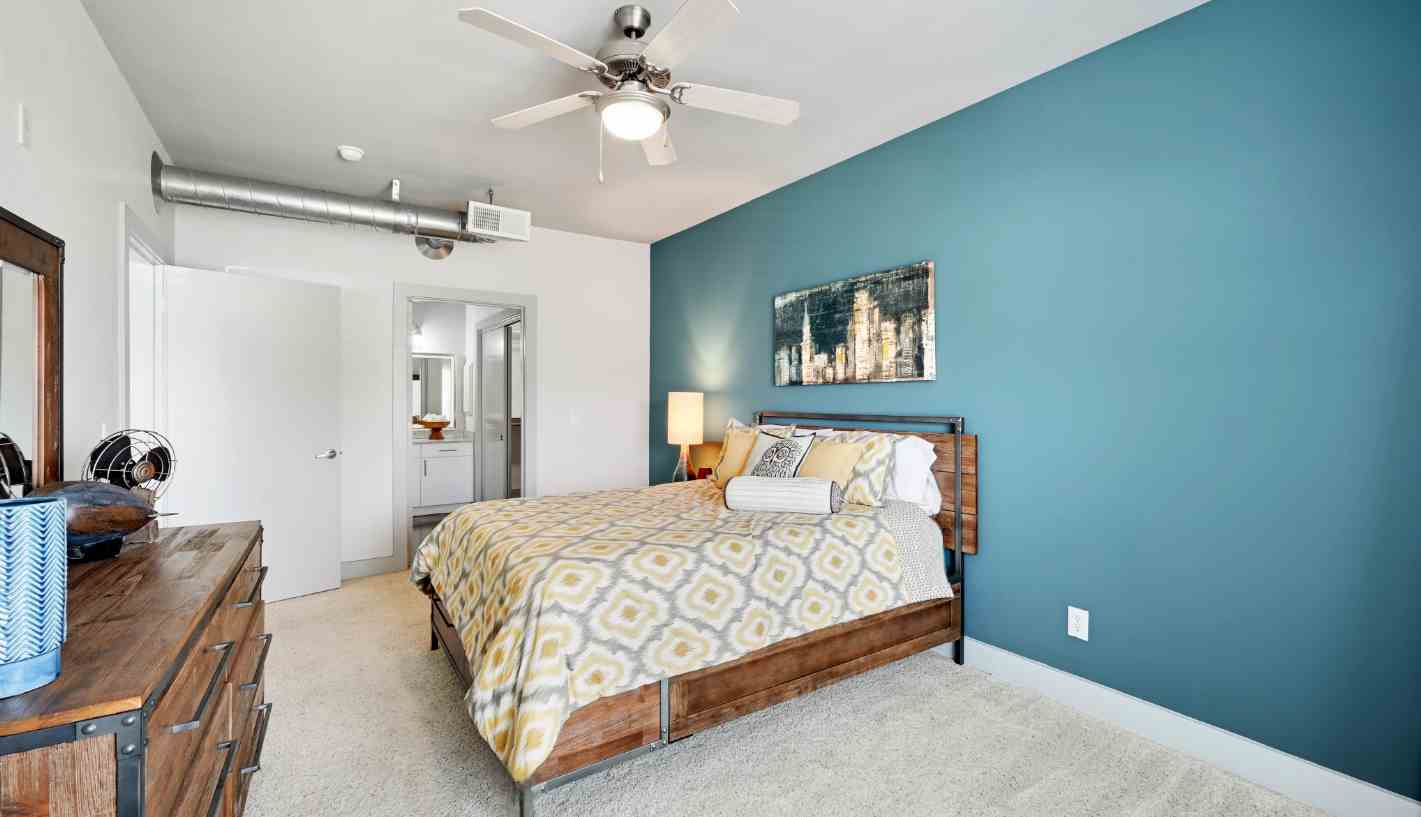 5225 Maple Avenue Apartment Homes Image 6