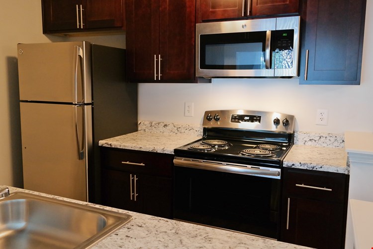 Galbraith Pointe Apartments Image 9