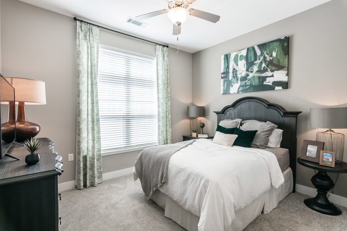 Vintage at Foxland Harbor Image 10