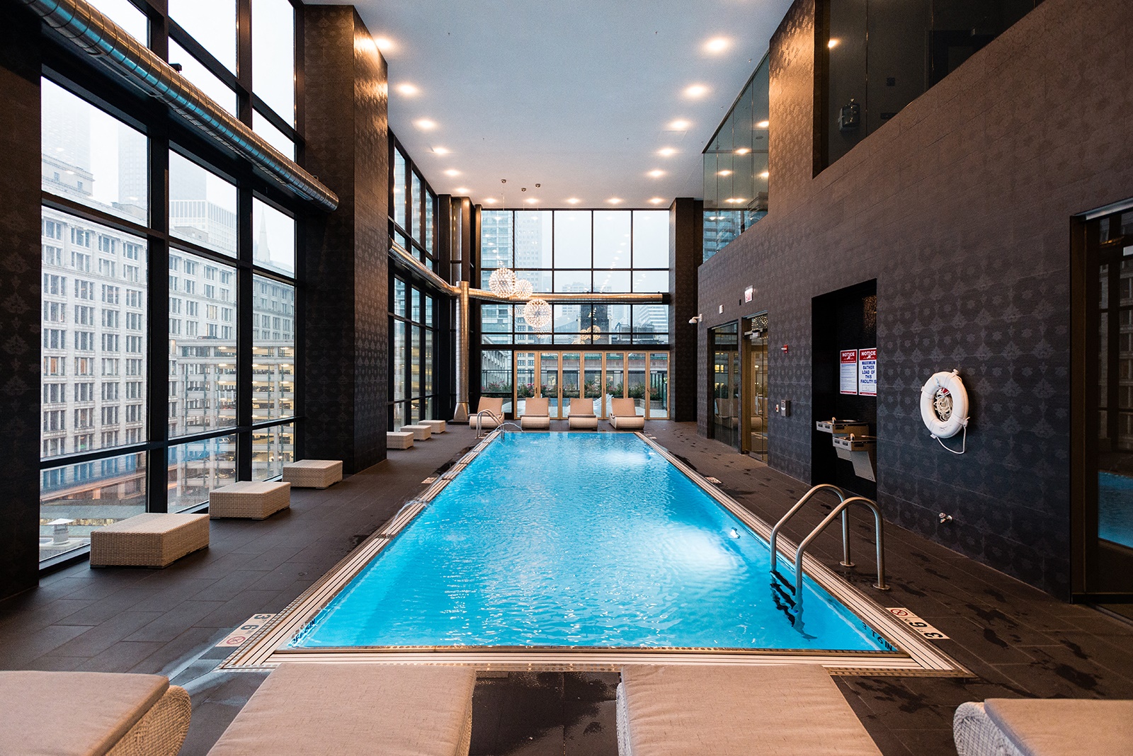 73 East Lake Image 12