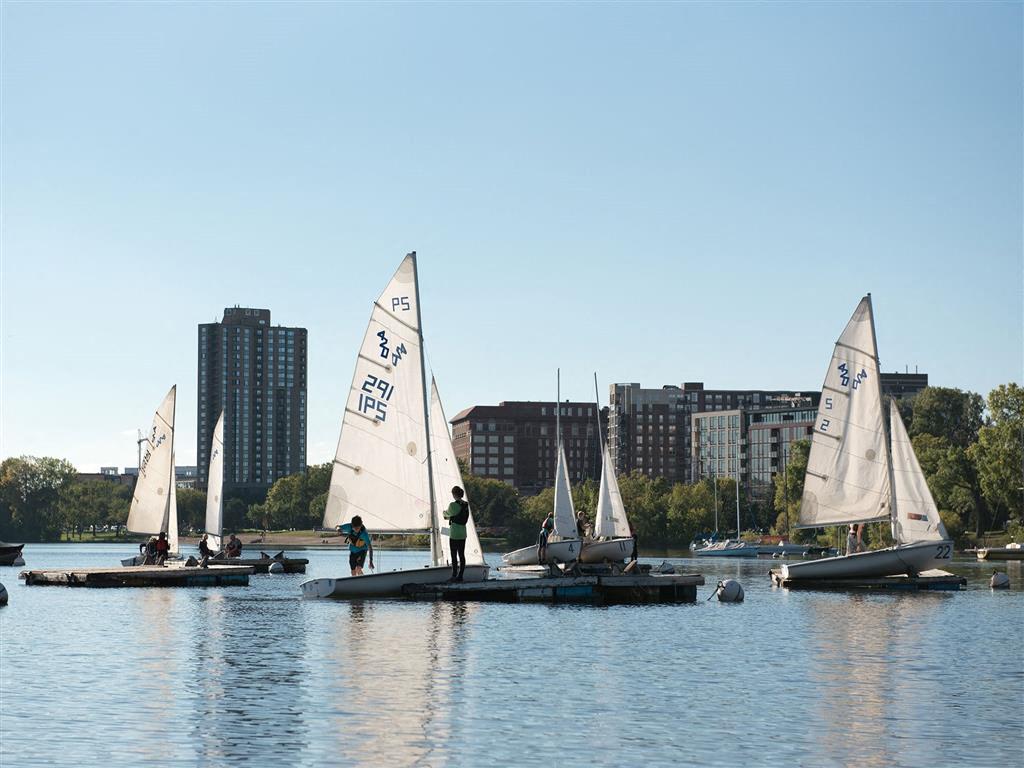 Foundry Lake Street Image 7