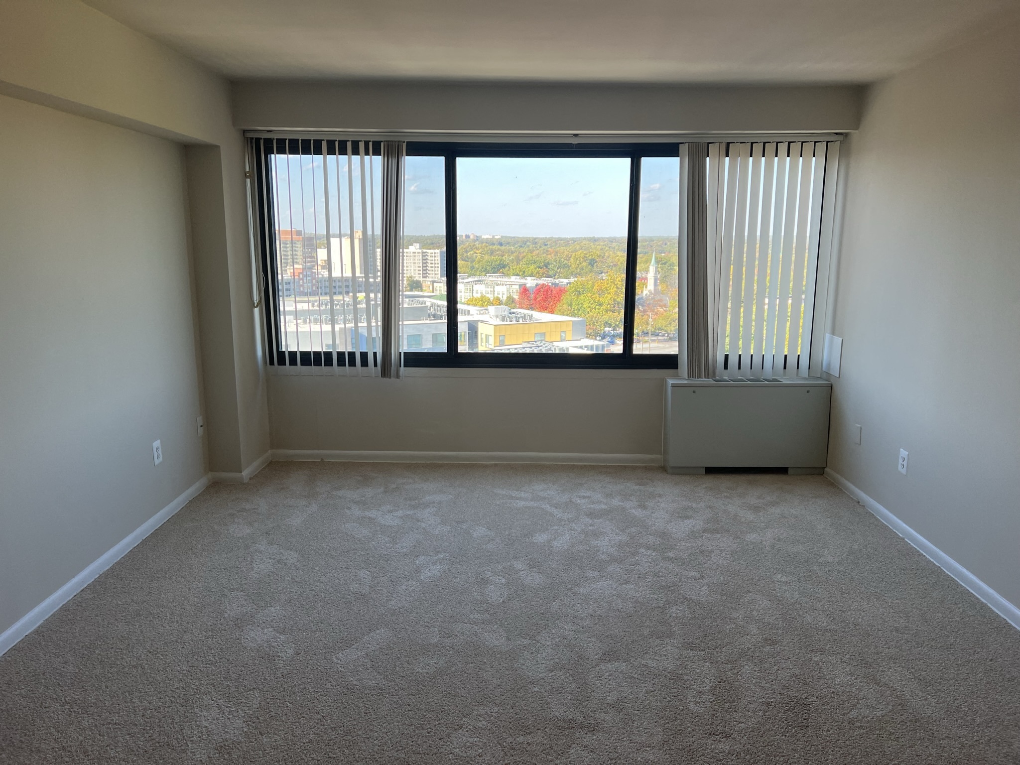 Silver Spring Towers Image 83