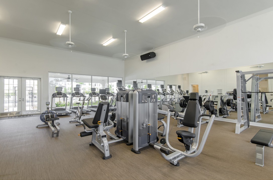 The Towers Woodland Image 13