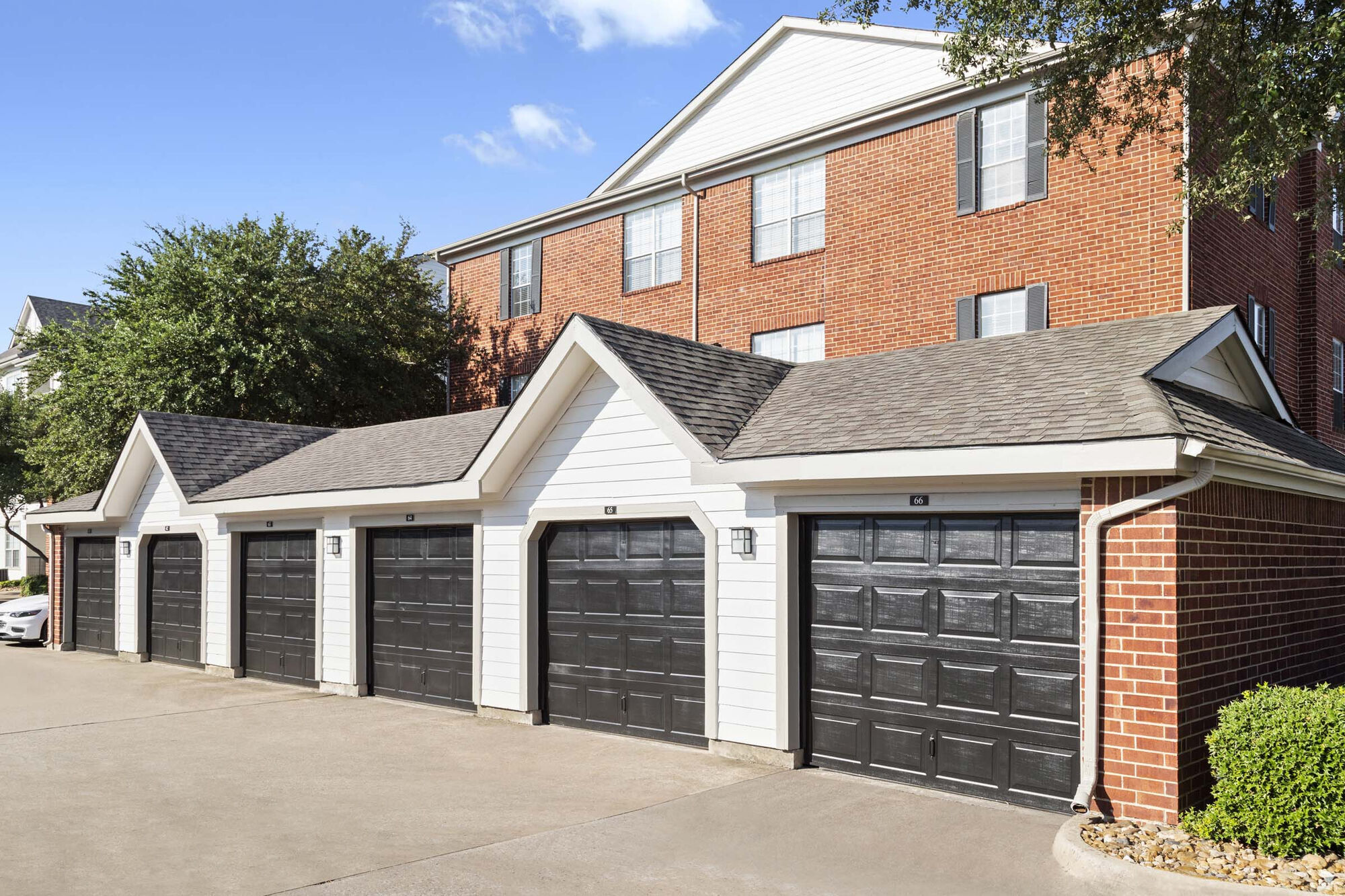 Camden Buckingham Image 13