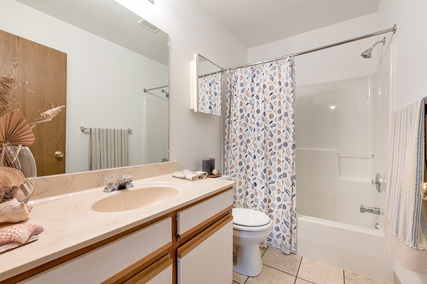 Big Creek Apartments and Townhomes Image 13