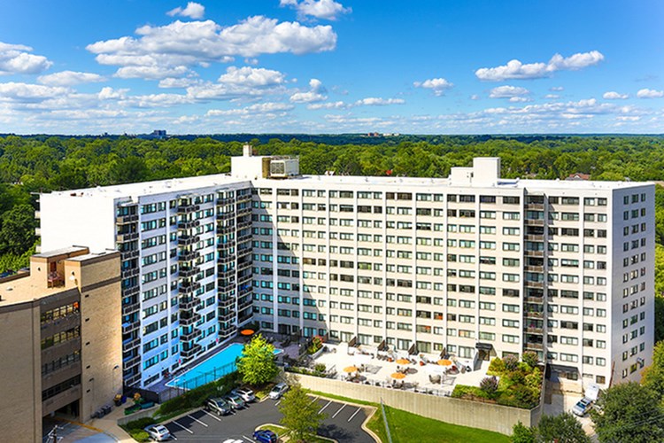 Colesville Towers Image 4