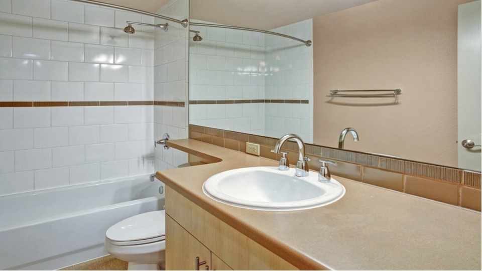 Vermont Apartment Homes Image 9