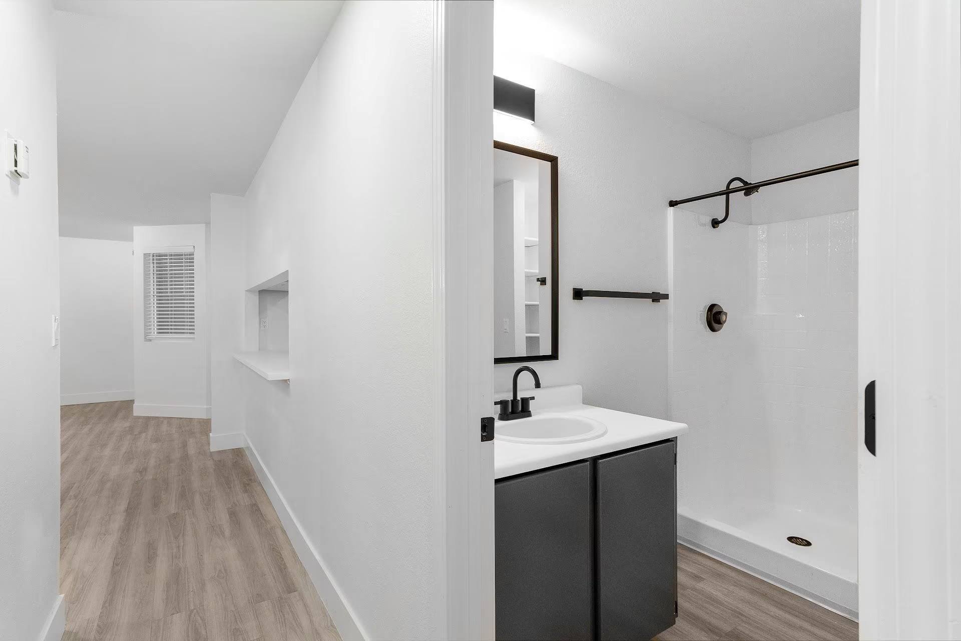 The Rosewood Apartments Image 11