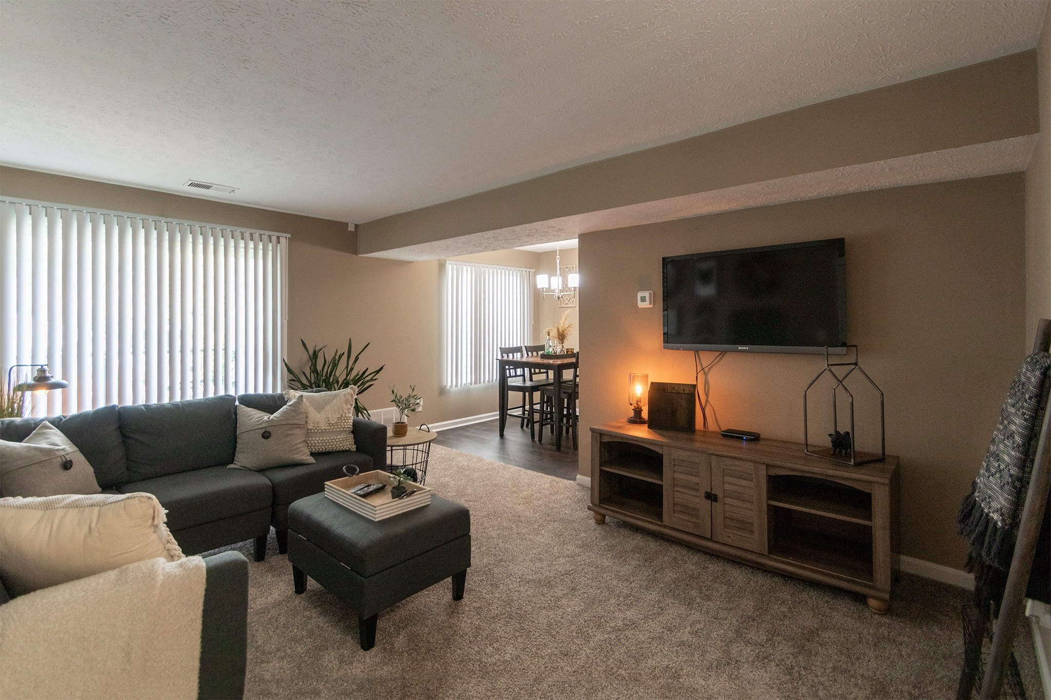 Deer Hill Image 30