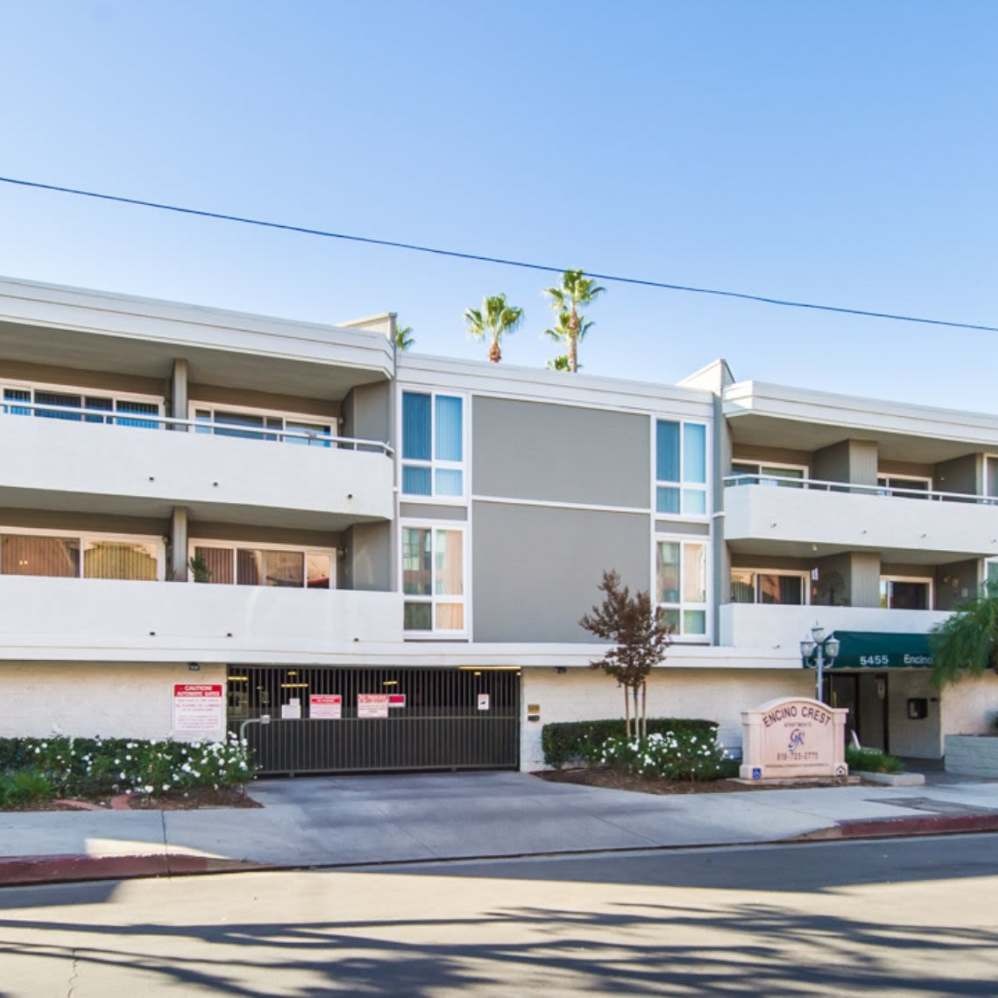 Encino Crest Apartments Image 1