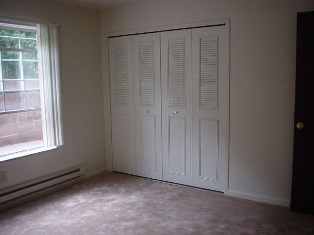 Chesterfield Manor Image 13