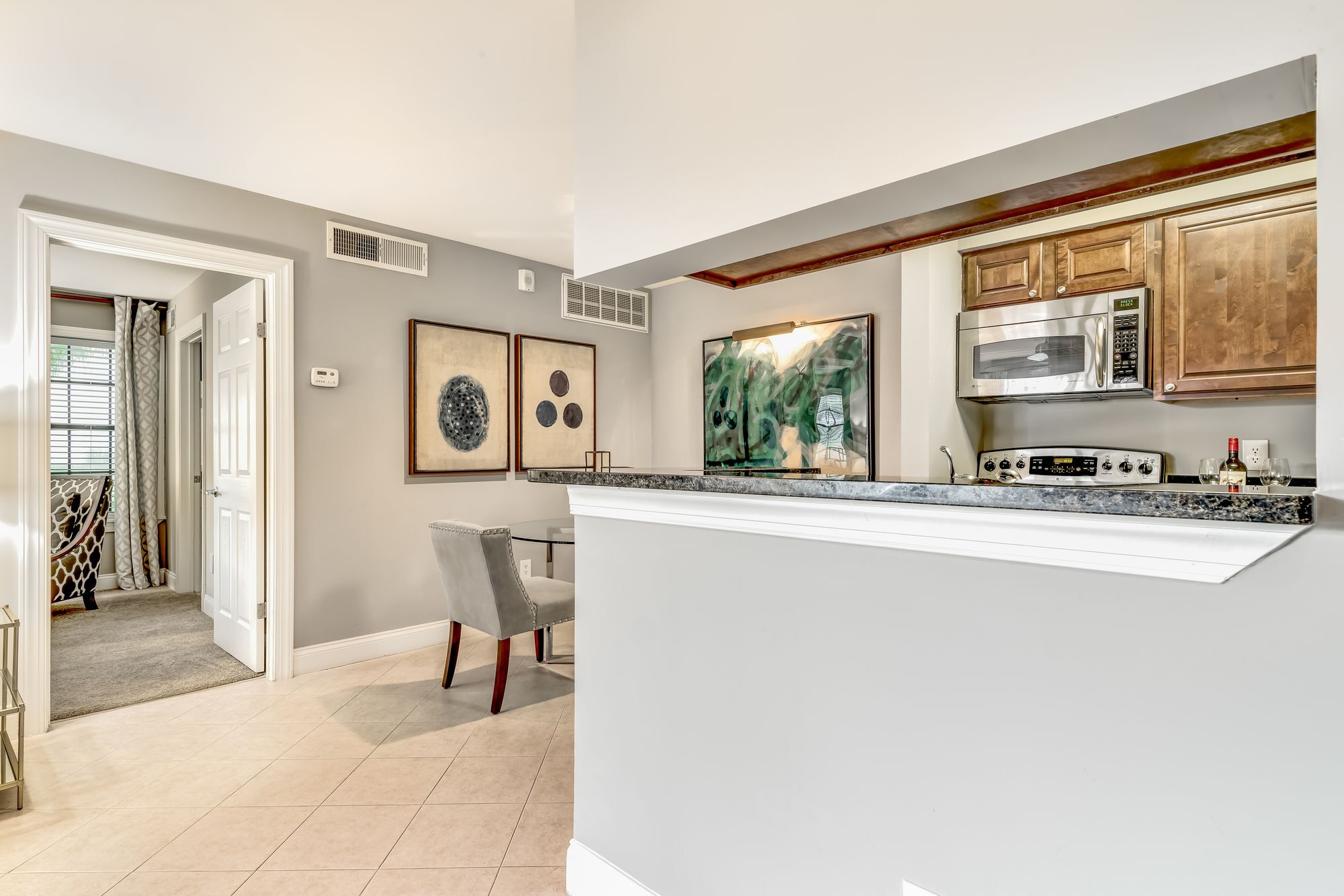 Mizner Court Image 40