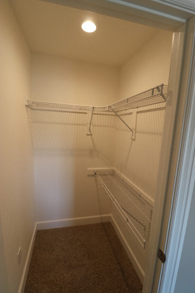 Ramblewood Apartments Image 18