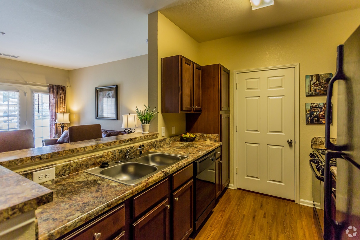 The Woodlands at Capital Way Image 11