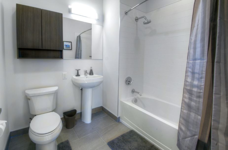 1125 Jefferson Image 12