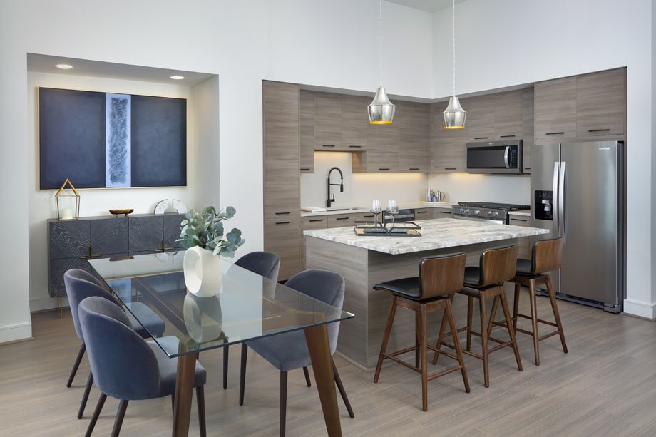 Camden Downtown Image 7