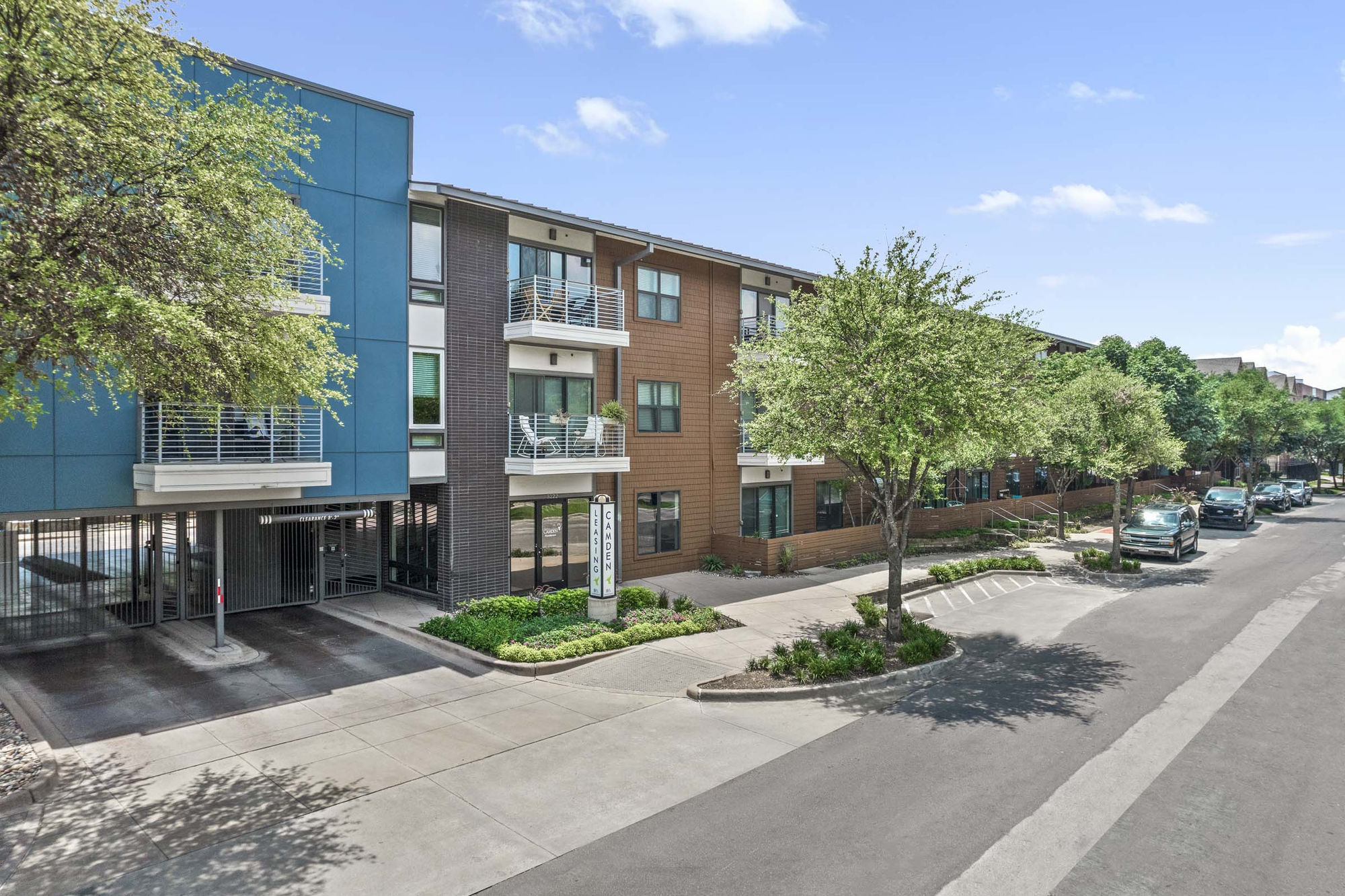 Camden Henderson Image 33