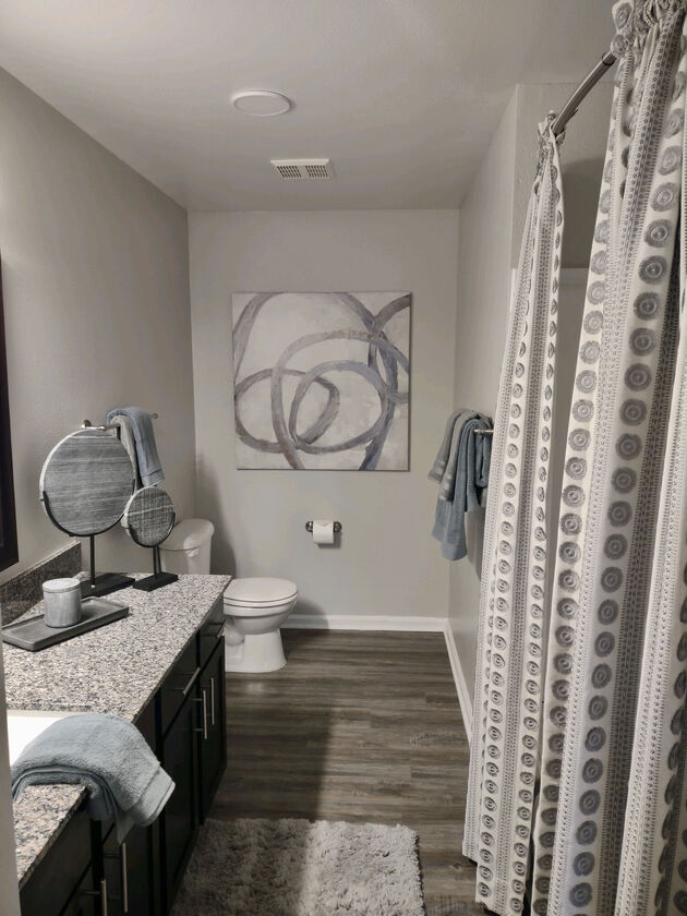 Featherstone Village Image 17