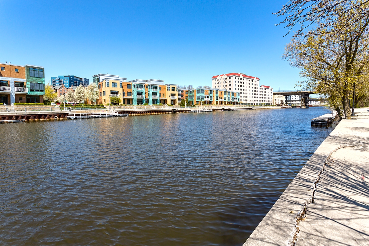 Trostel Square Image 1