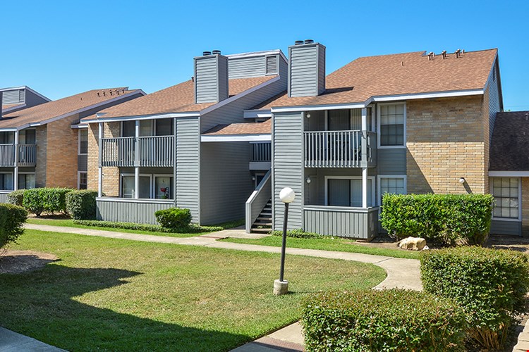 Apartments At Stoneleigh San Antonio Apartmentsearch Com