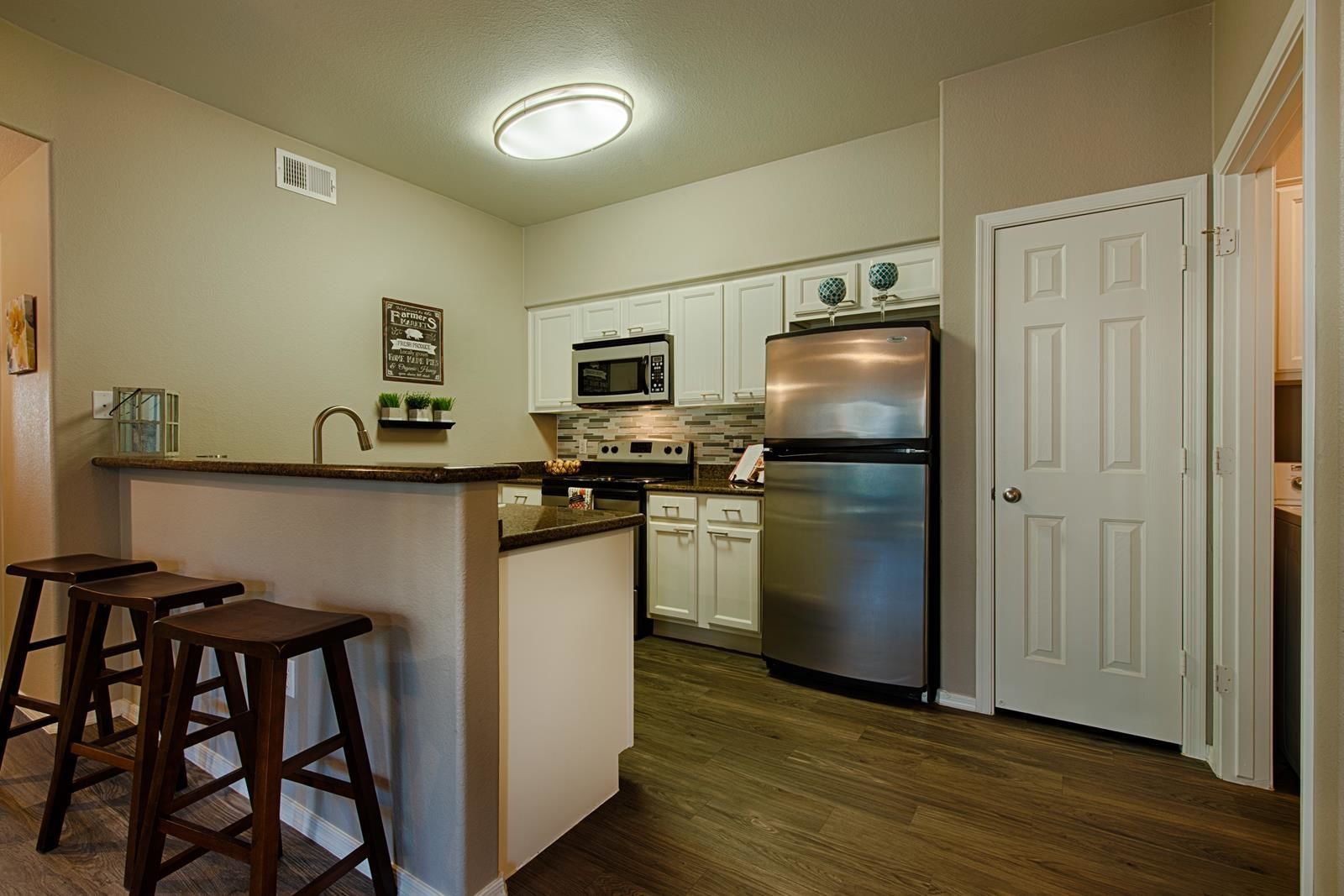 Town Center Apartments Image 19