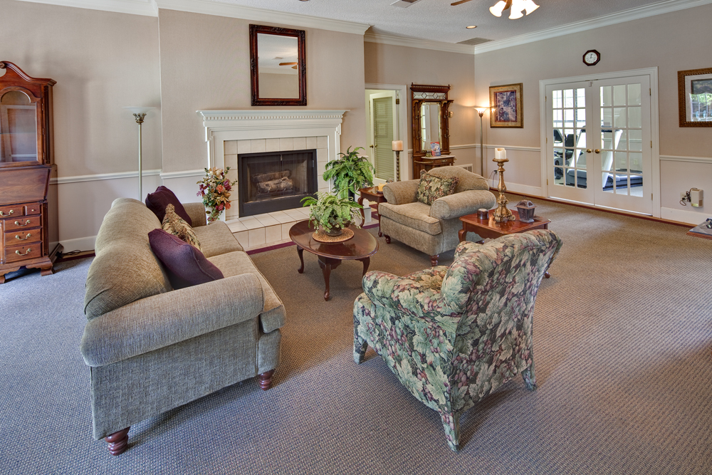 Monticello Apartments Image 6