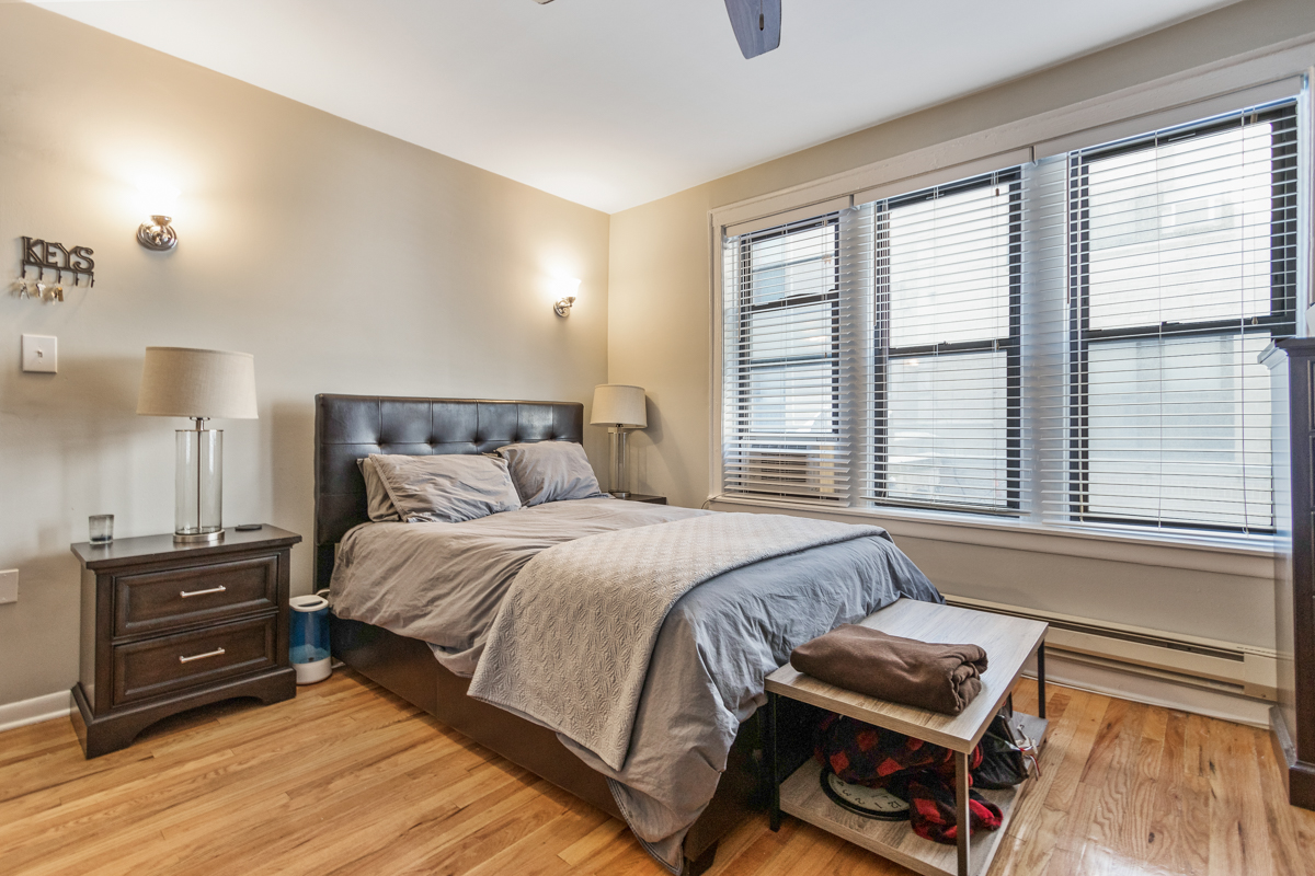 617-25 W. Melrose Image 11