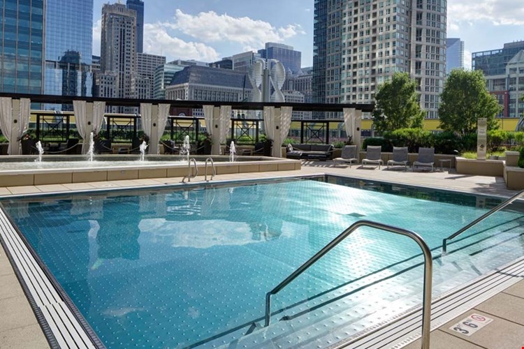 AMLI River North Image 5