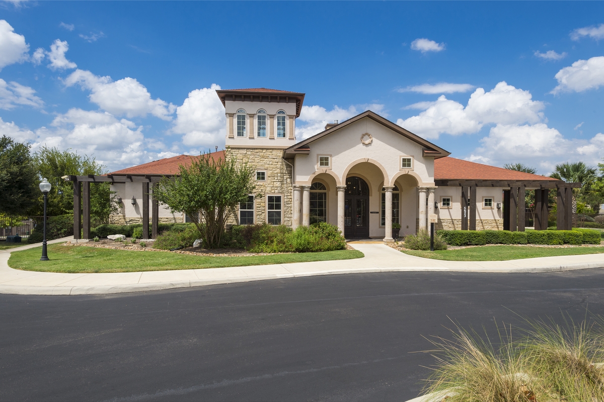 Villas At Medical Center Image 9