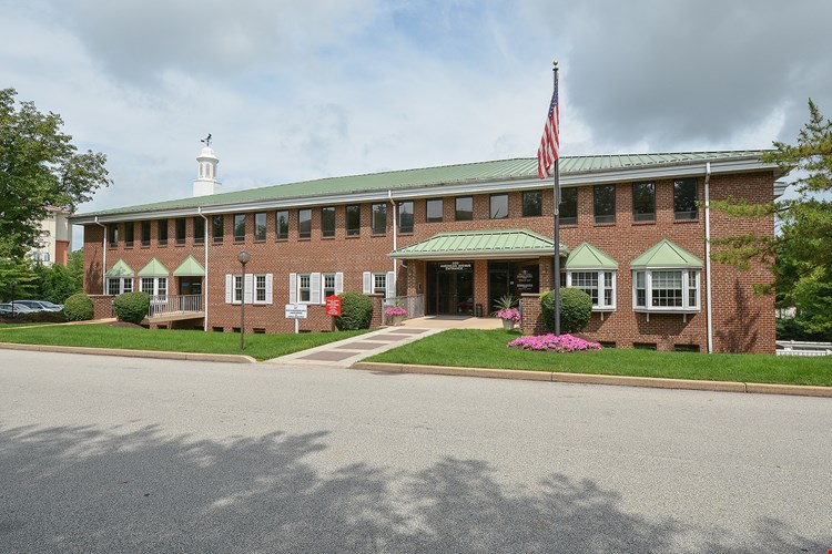 Leasing and Management Office