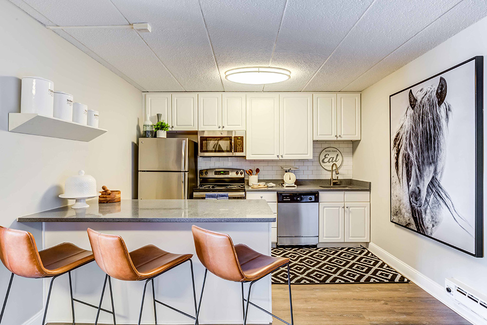 The Green at 9 & 90 Image 15