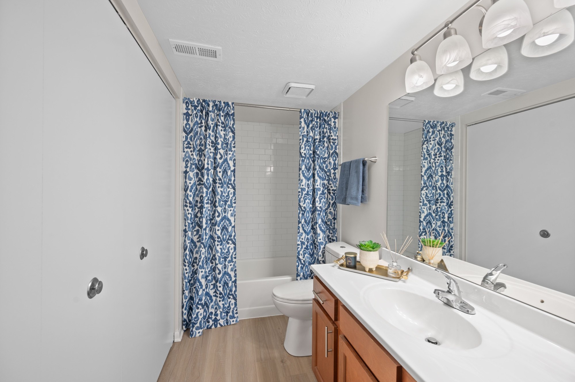 Normandy Club Image 14