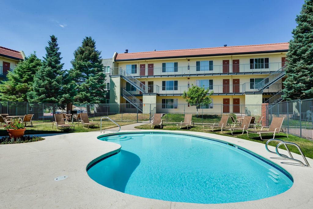 Apartments At Altamira Apartments Colorado Springs