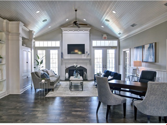 Park Creek Apartments Image 3