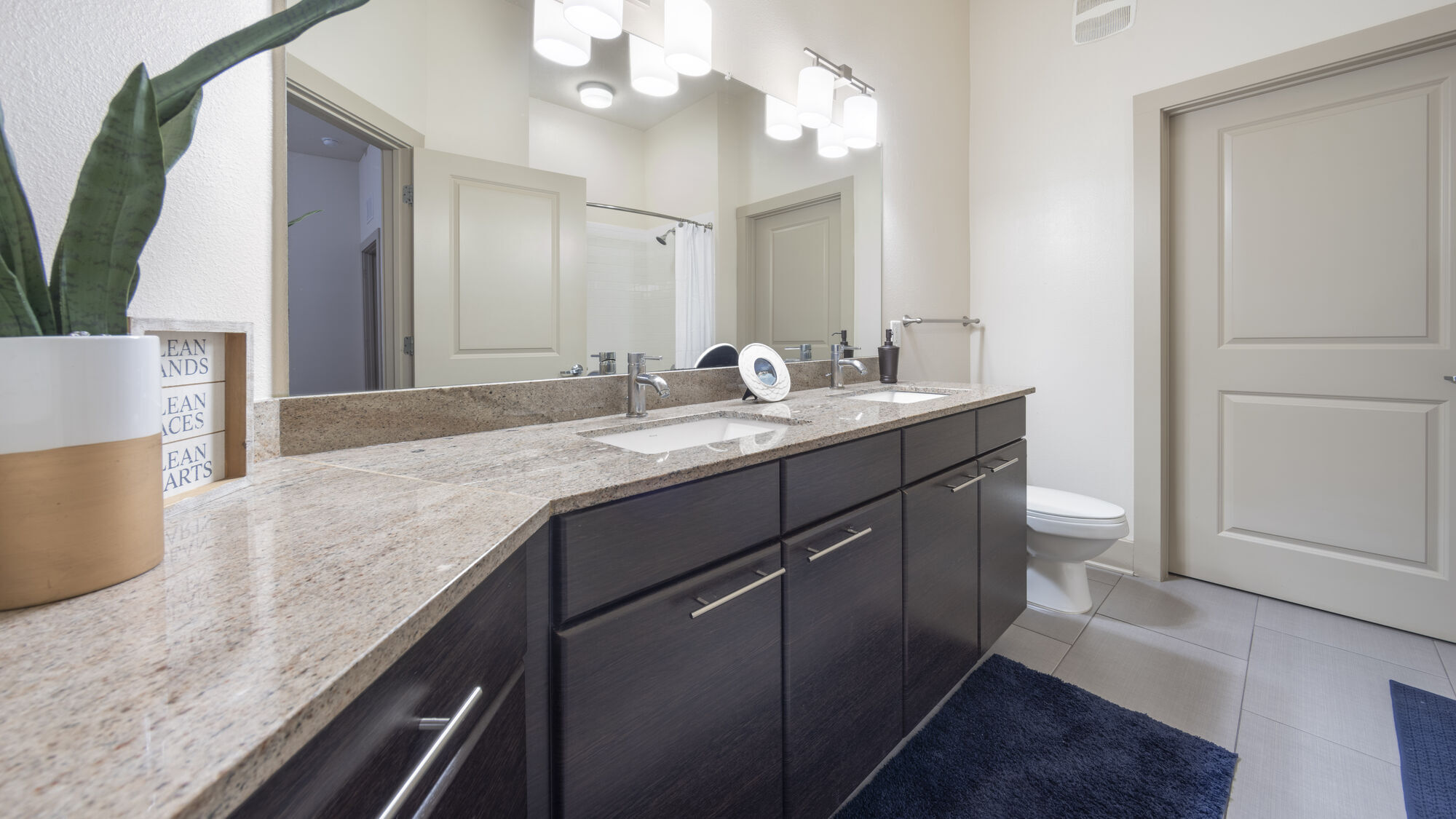 The Uptown at St. Johns Image 9