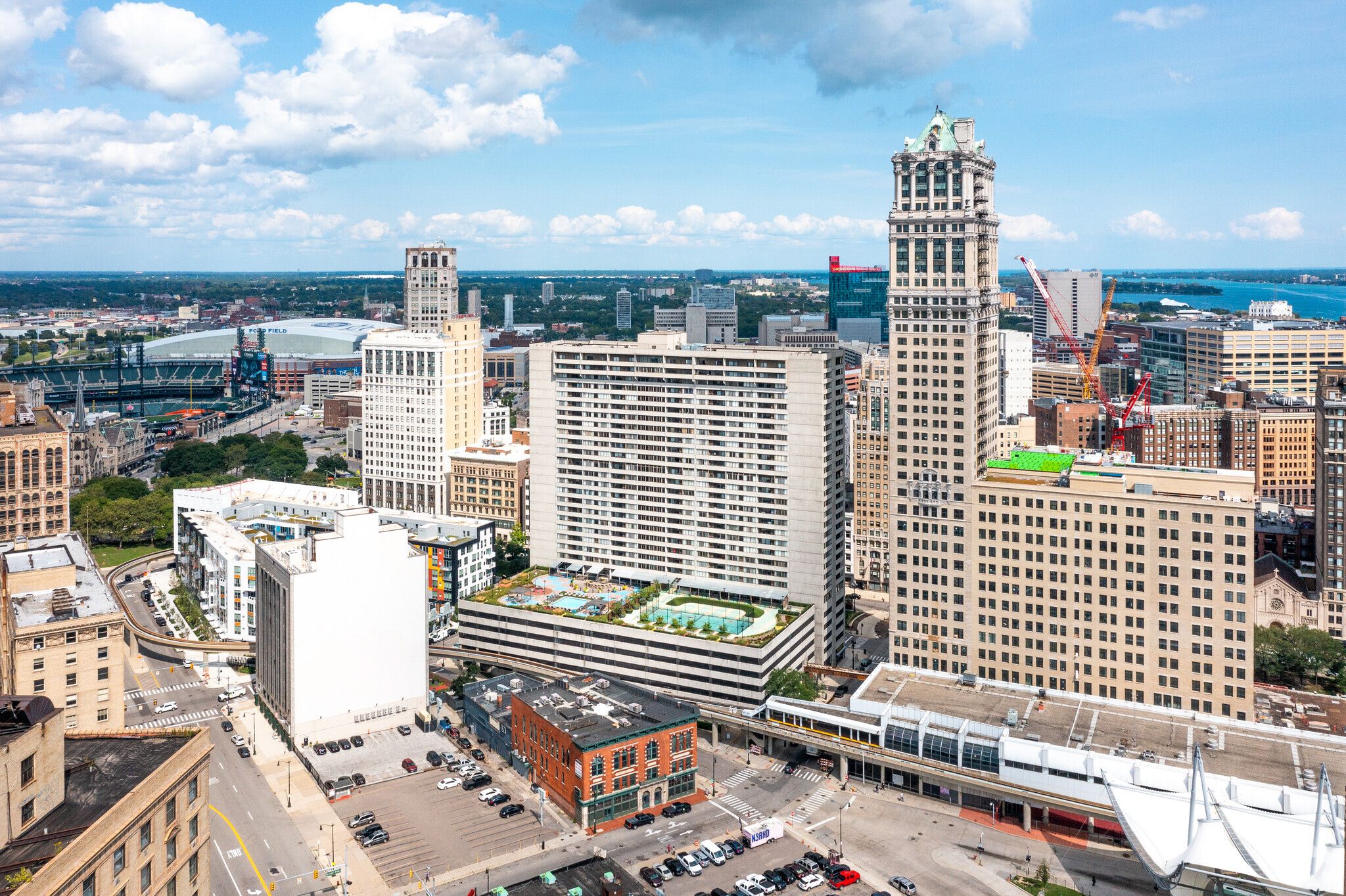 Detroit City Club Apartments