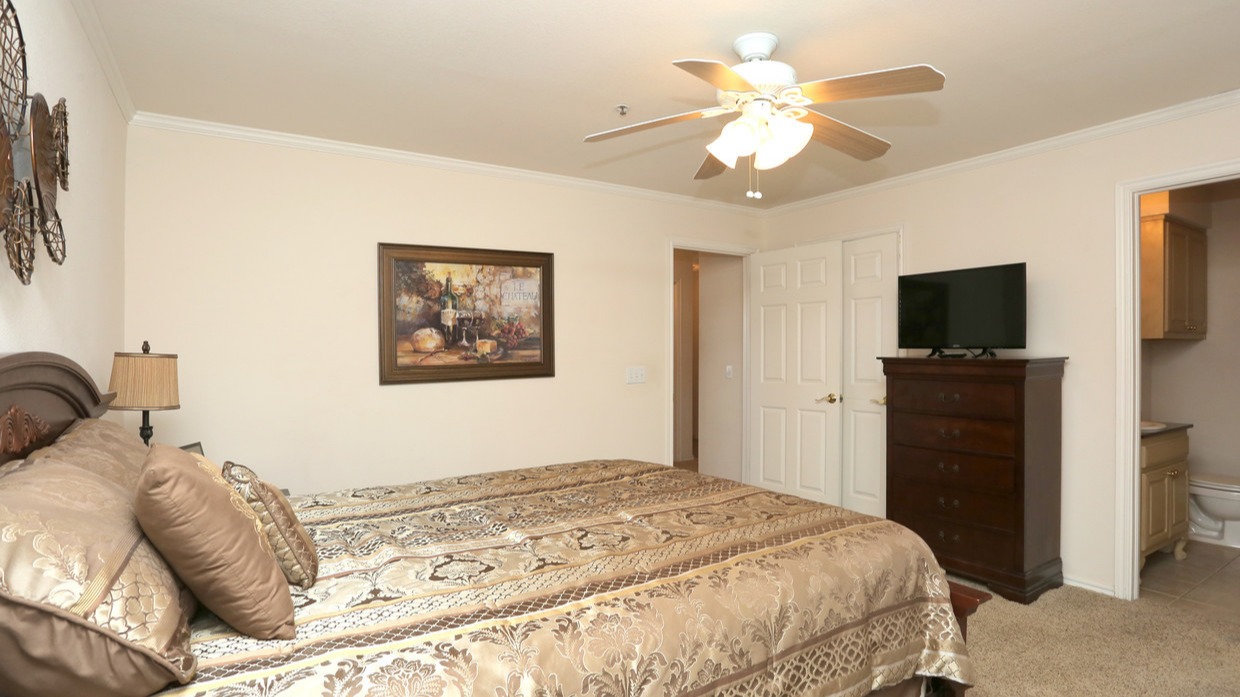 The Chesterfield Image 23