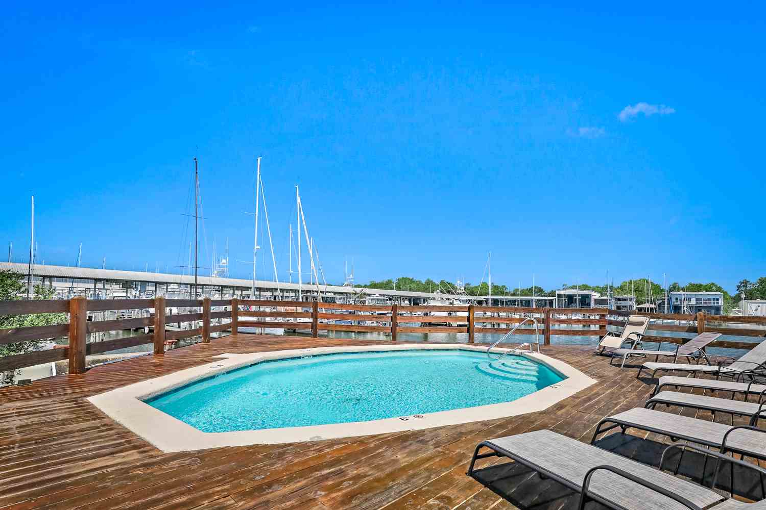 Sailboat Bay Image 1