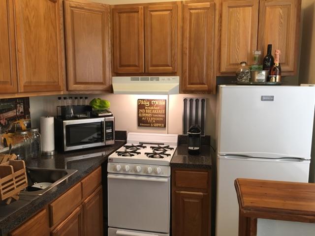 Camelot Apartments Image 2