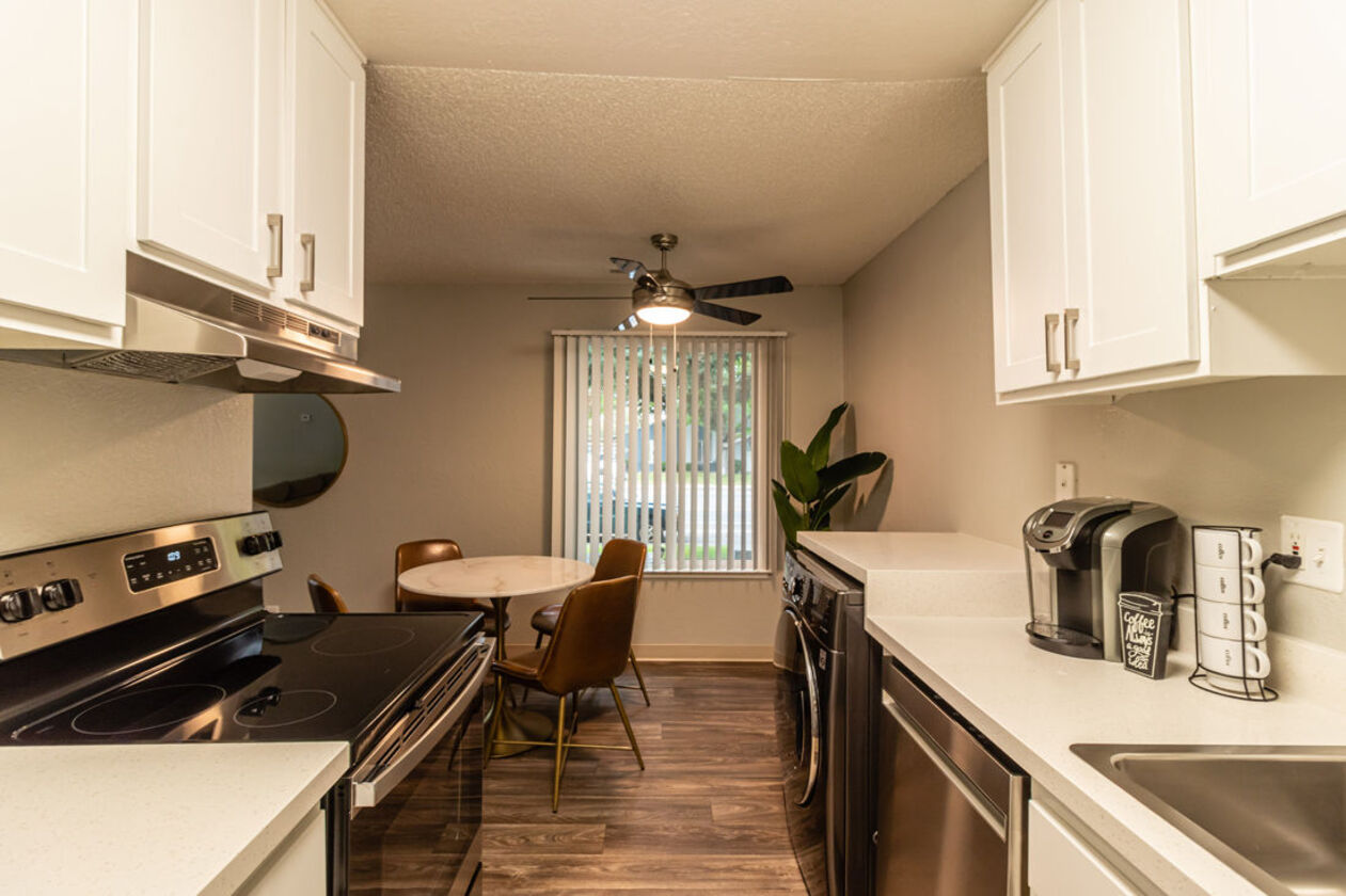 The Element Apartment Homes Image 6