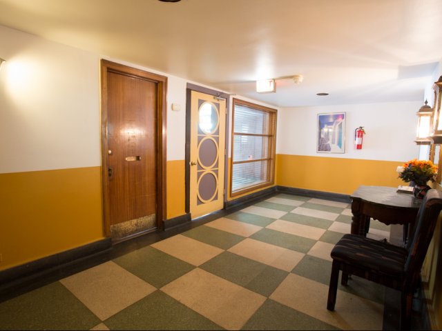 5337 S Hyde Park Boulevard Image 11