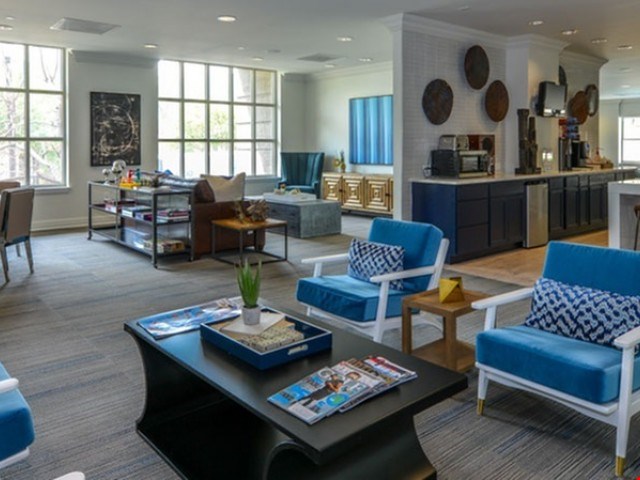 The Waterford on Piedmont Image 24